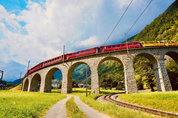 BEMO レーティッシュ鉄道アルブラ線アルブラ　HOmゲージ KATO さん レーティッシュ鉄道のこの車両を出してください